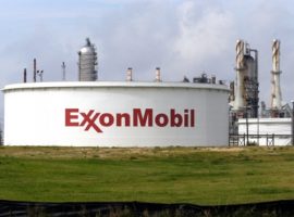 Reuters узнал о планах ExxonMobil расширить проект по СПГ с «Роснефтью»